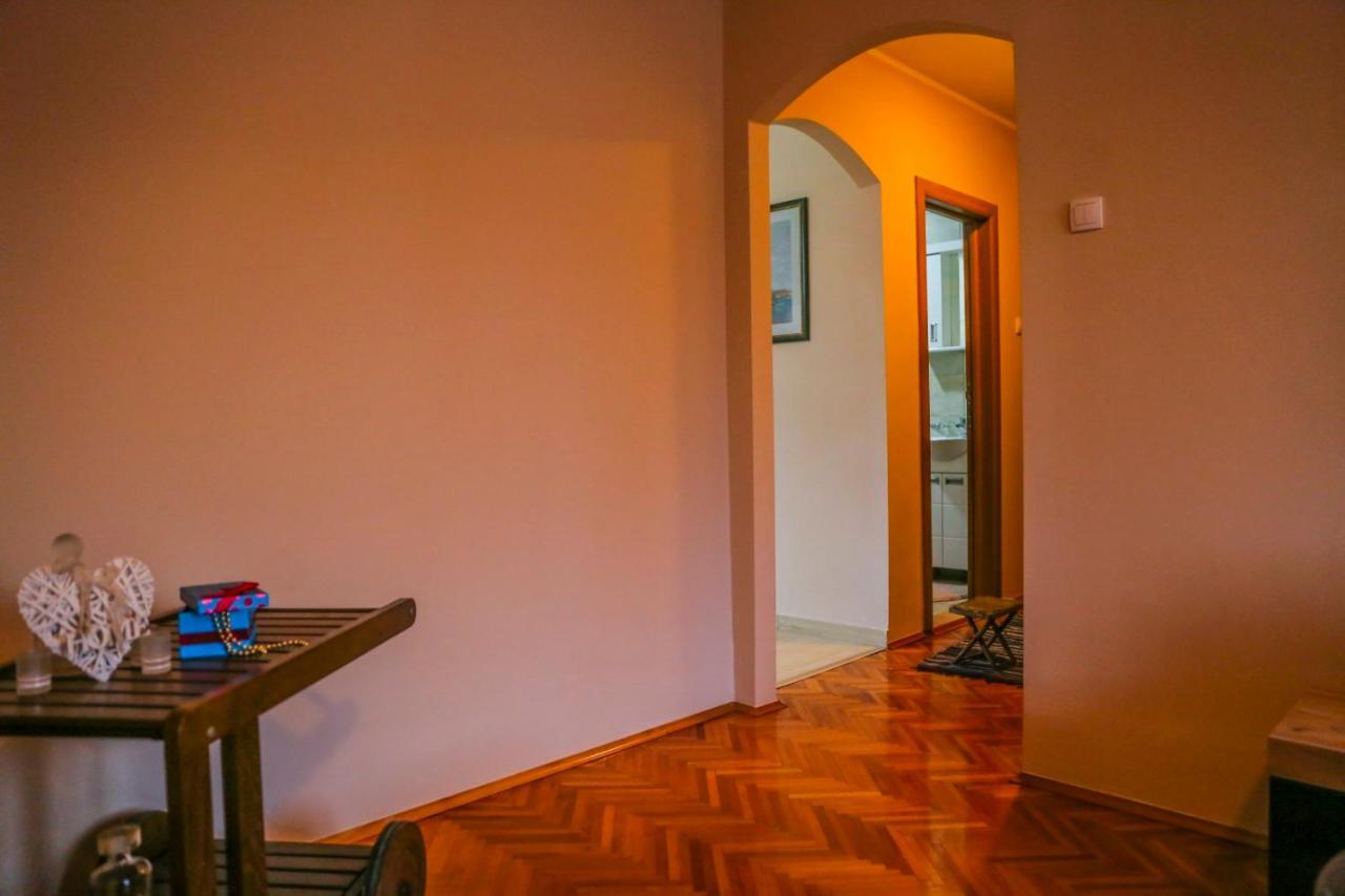 Lagumska Apartment Zemun ภายนอก รูปภาพ